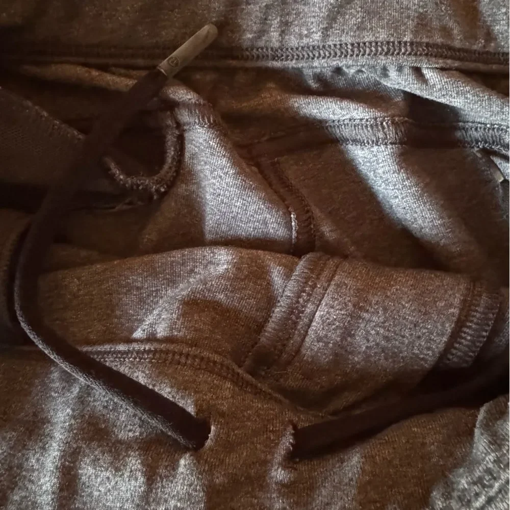 Lululemon Men’s Gray Athletic Pants Stretch Commuter Jogger Size L